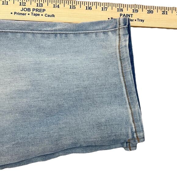 Lane Bryant High Rise Pull On Pedal Pusher Jean Sz 14 Light Wash Stretchy Capri - Picture 11 of 11